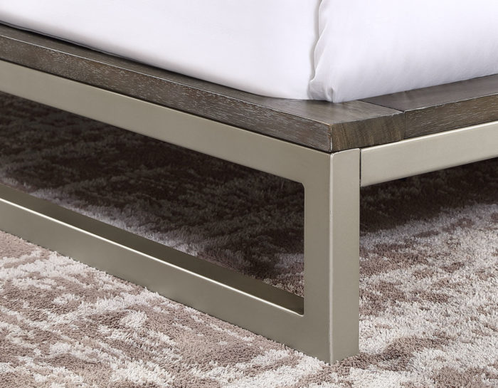Broomfield Queen Bed - Image 4
