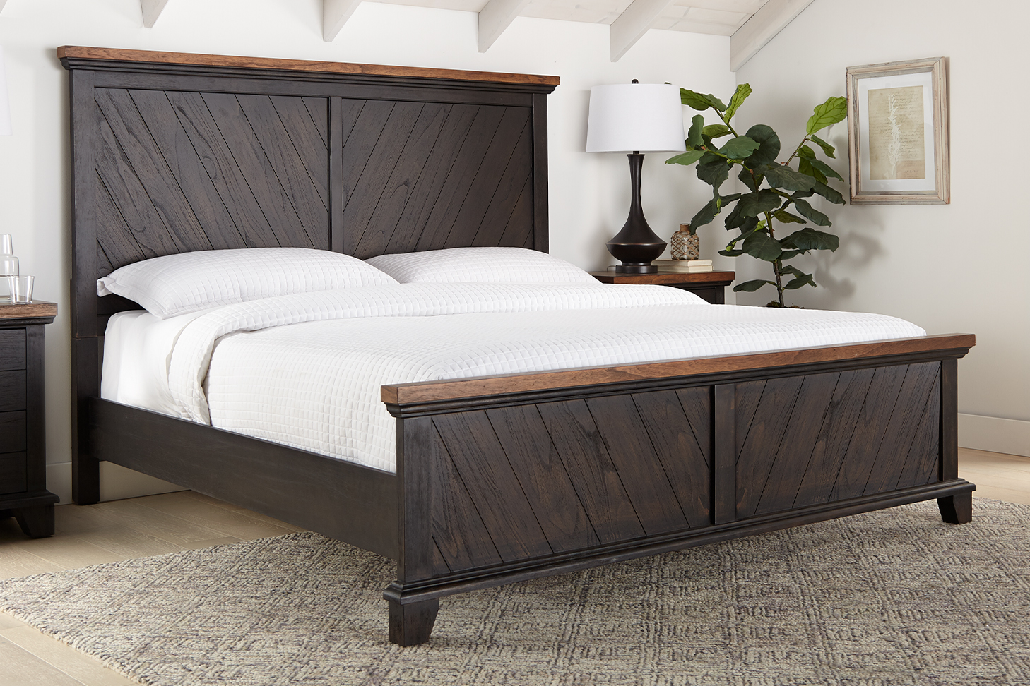 Bear Creek Chocolate Bed_Bedroom Collection_Web